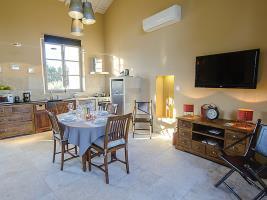 Hôtel Le Chateau Des Cinq Cantons à Carpentras Extérieur photo